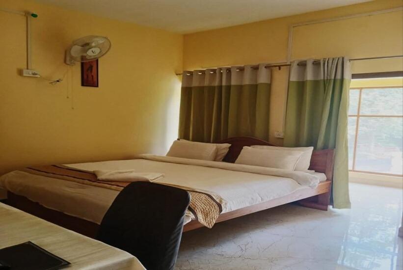 Hatikhuli Hotel Shoolin Wood מראה חיצוני תמונה