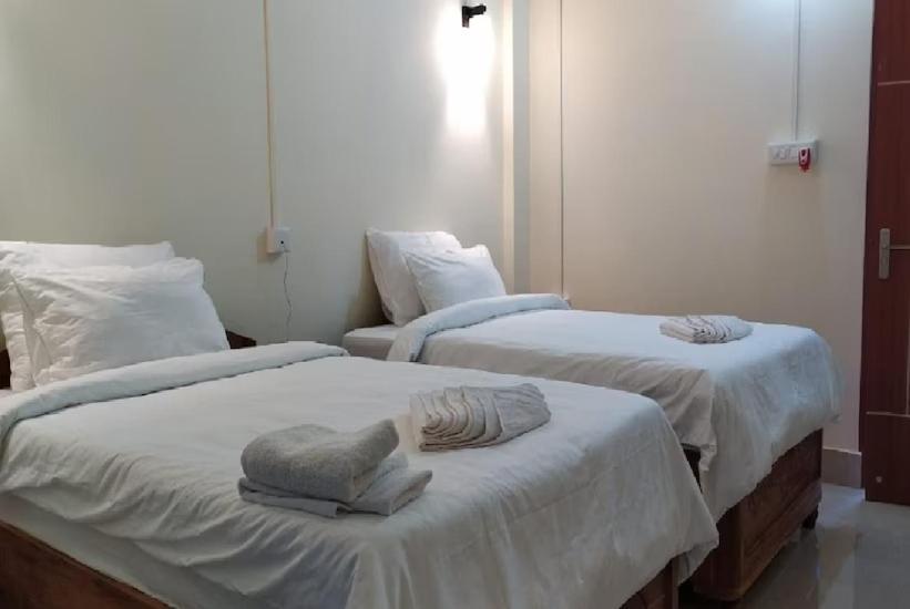Hatikhuli Hotel Shoolin Wood מראה חיצוני תמונה